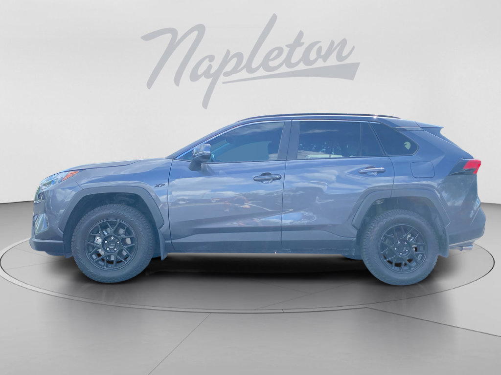 Used 2025 Toyota RAV4 XLE FWD image 2