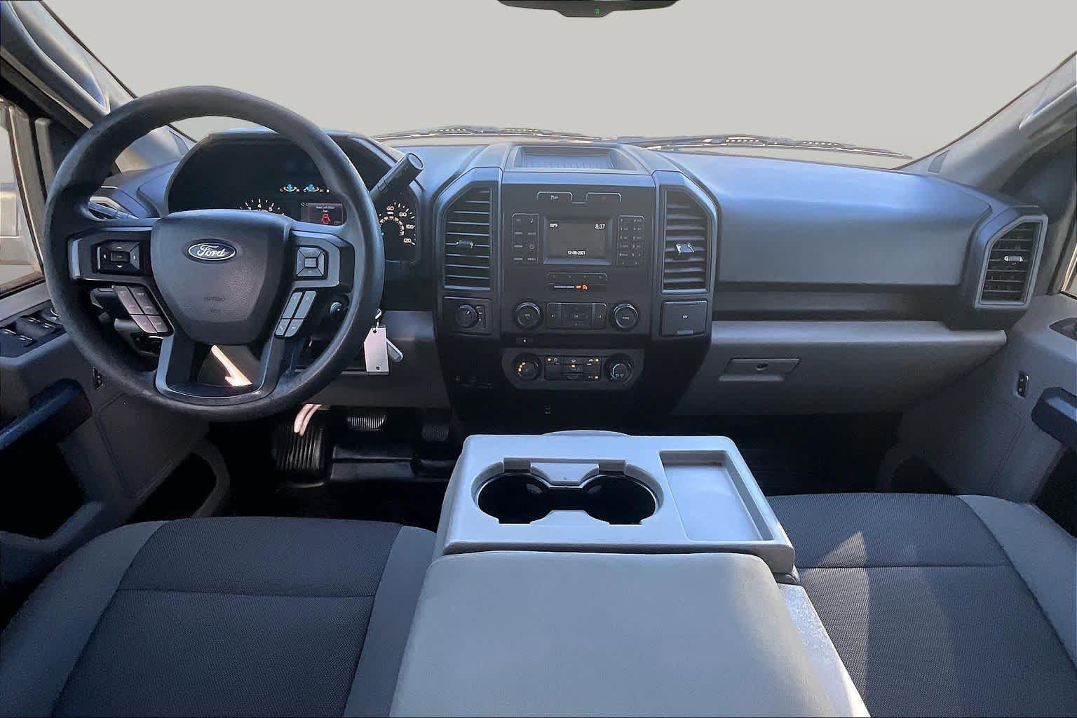 Used 2017 Ford F150 XL w/ Equipment Group 101A Mid AWD/4WD image 15