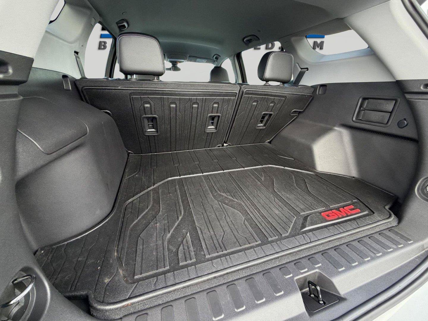 Used 2024 GMC Terrain SLT w/ Elevation Edition AWD/4WD image 34