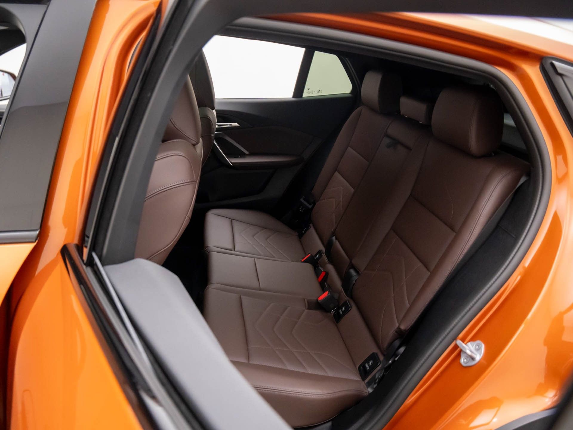 Certified 2025 BMW X2 xDrive28i AWD/4WD image 17