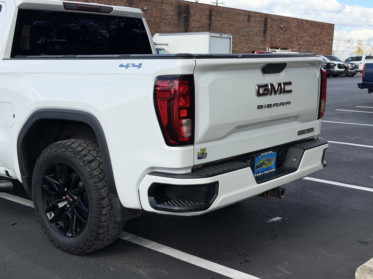 Used 2019 GMC Sierra 1500 Elevation w/ Elevation Value Package AWD/4WD image 39