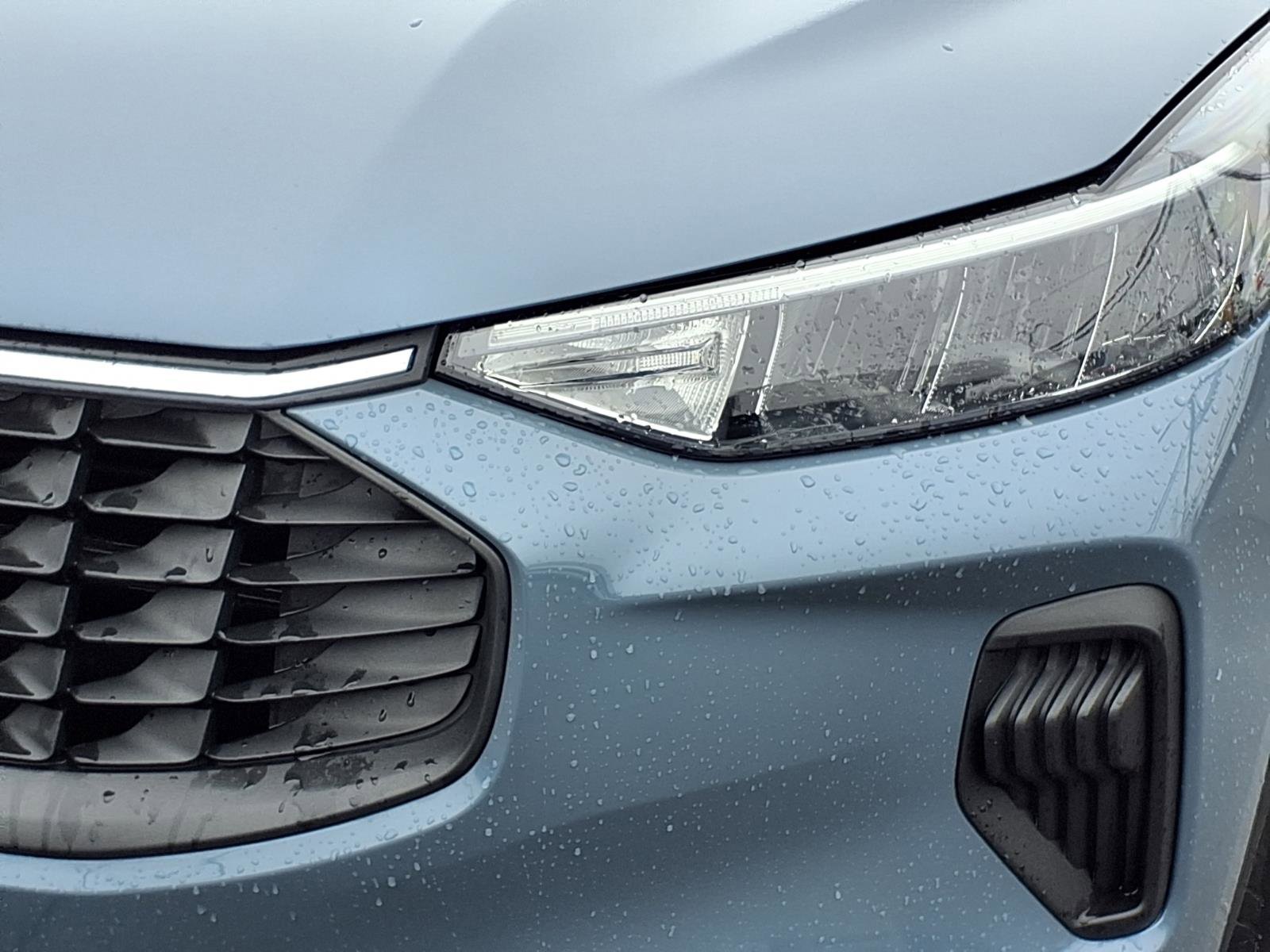 Used 2023 Ford Escape Active image 30