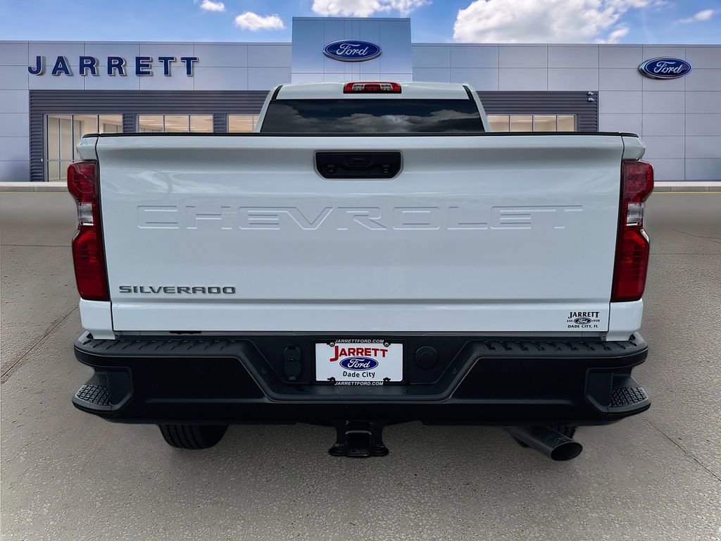 Used 2025 Chevrolet Silverado 3500 W/T AWD/4WD image 8