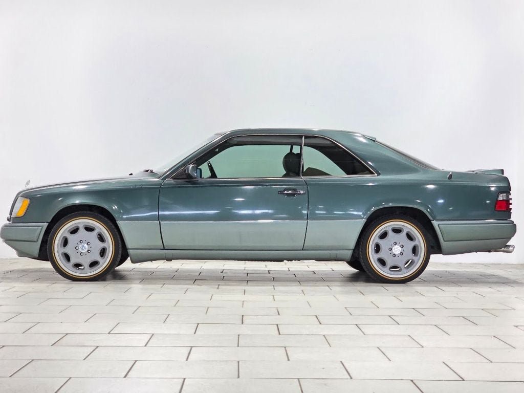 Used 1994 Mercedes-Benz E 320 Coupe image 1