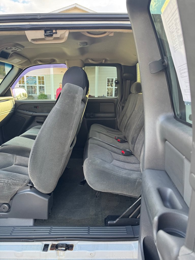 Used 2003 Chevrolet Silverado 1500 LS AWD/4WD image 10