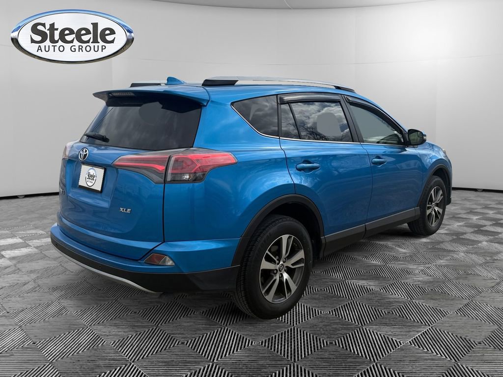 Used 2017 Toyota RAV4 XLE image 5