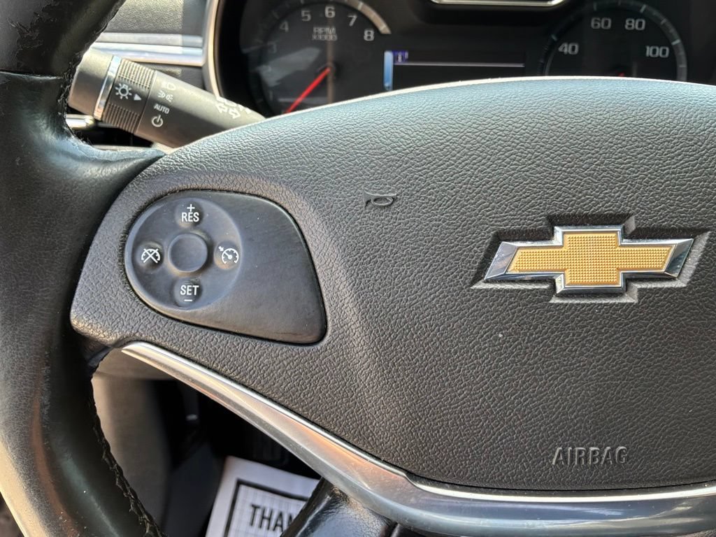 Used 2017 Chevrolet Impala LT w/ Convenience Package FWD image 16