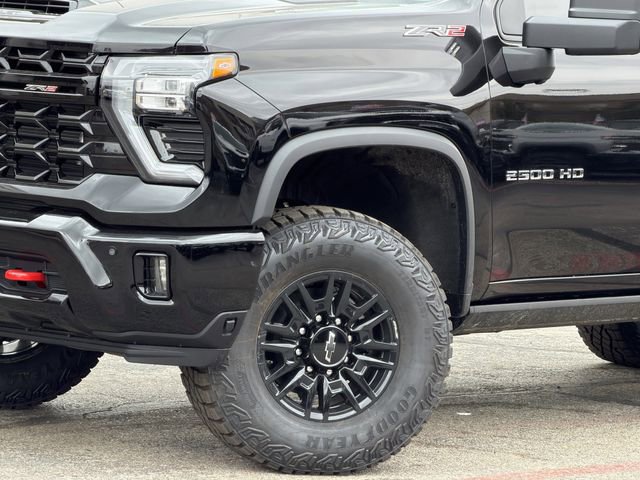 New 2026 Chevrolet Silverado 2500 ZR2 image 8