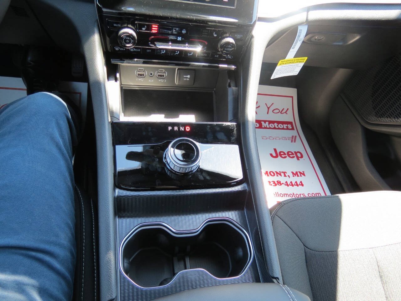 New 2026 Jeep Grand Cherokee Laredo X AWD/4WD image 15