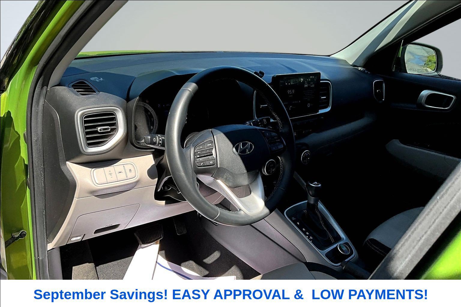 Used 2020 Hyundai Venue SEL w/ Convenience Package FWD image 13