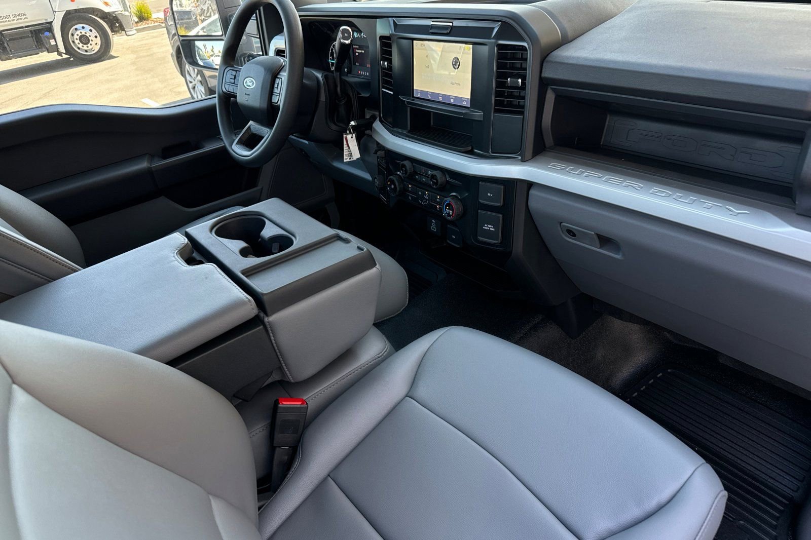 New 2025 Ford F350 XL w/ XL Chrome Package RWD image 15