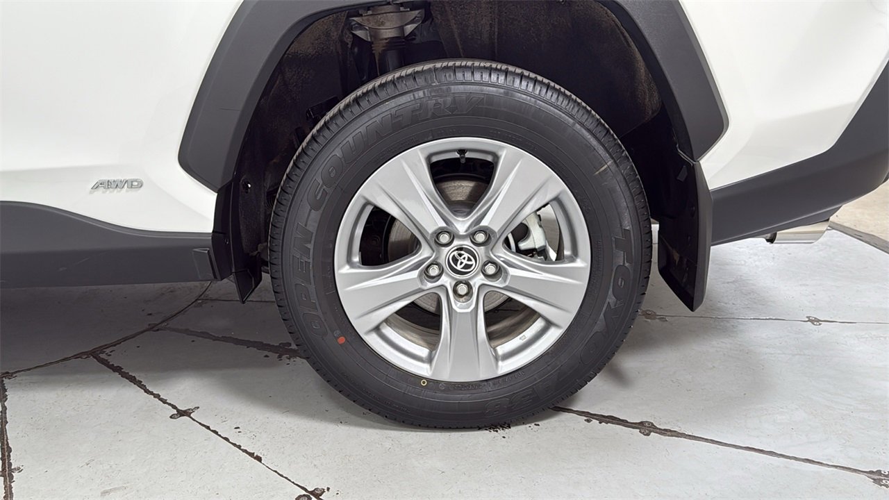 Certified 2025 Toyota RAV4 LE image 23