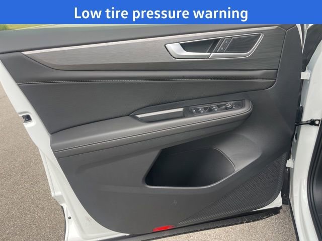 New 2026 Volkswagen Atlas Cross Sport SE image 7