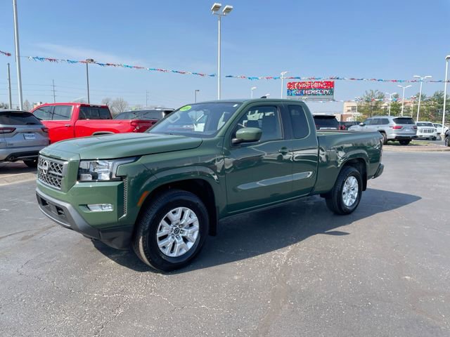 Used 2024 Nissan Frontier SV w/ SV Convenience Package RWD image 2