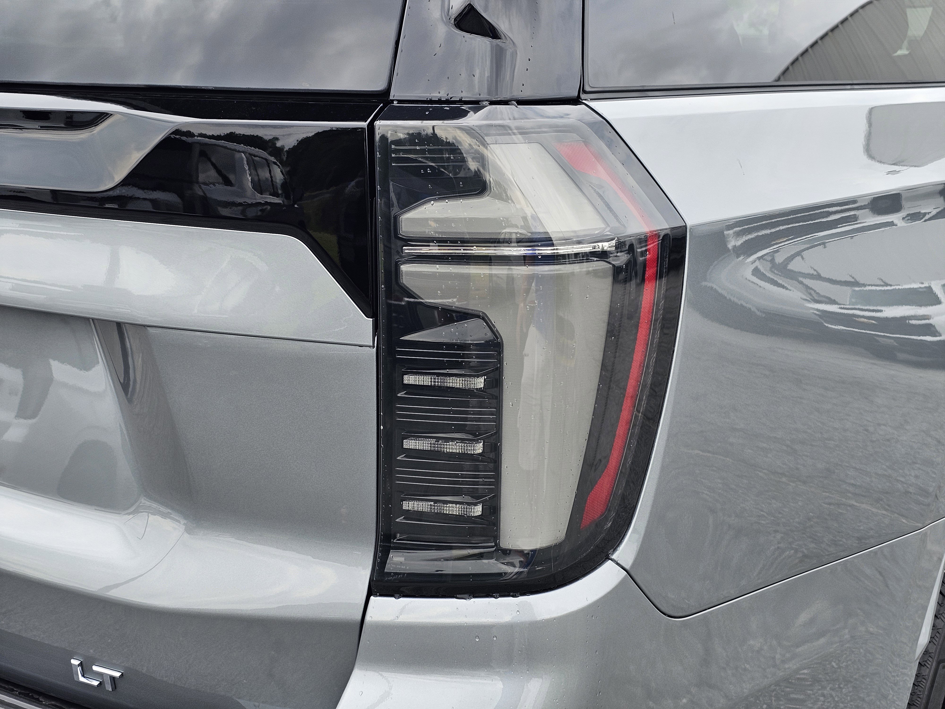 New 2026 Chevrolet Suburban LT w/ Comfort Package image 44