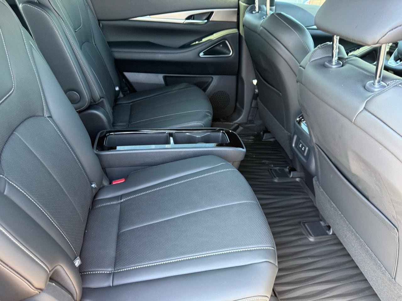 New 2027 INFINITI QX60 Sport AWD/4WD image 27