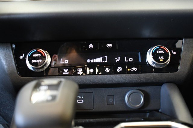 New 2026 Mitsubishi Outlander SE AWD/4WD image 36