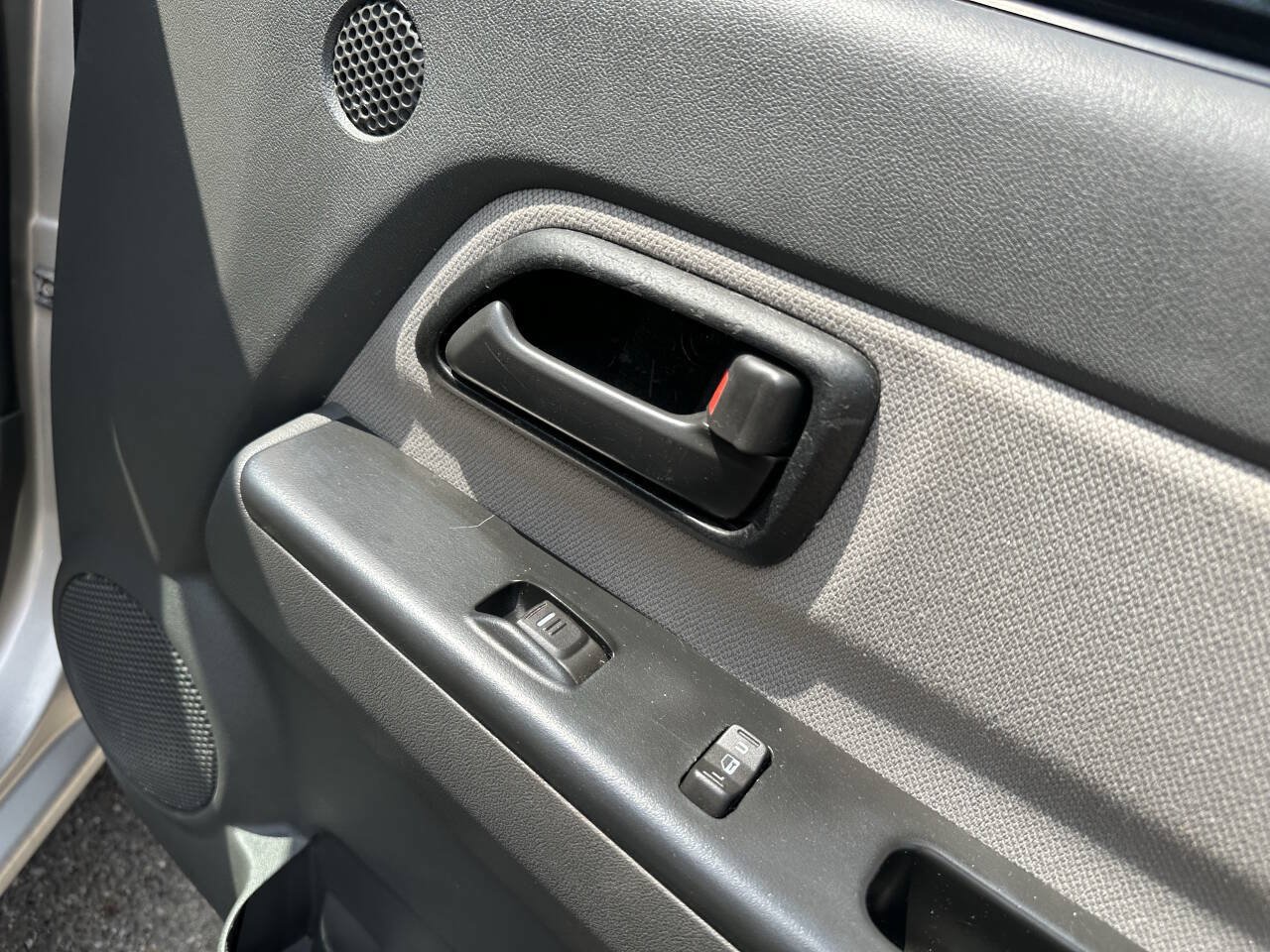 Used 2005 Chevrolet Colorado LS w/ Power Convenience Package AWD/4WD image 21