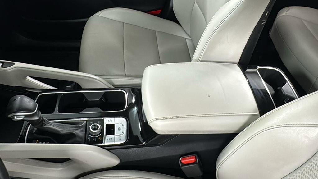 Used 2022 Kia Telluride S image 33