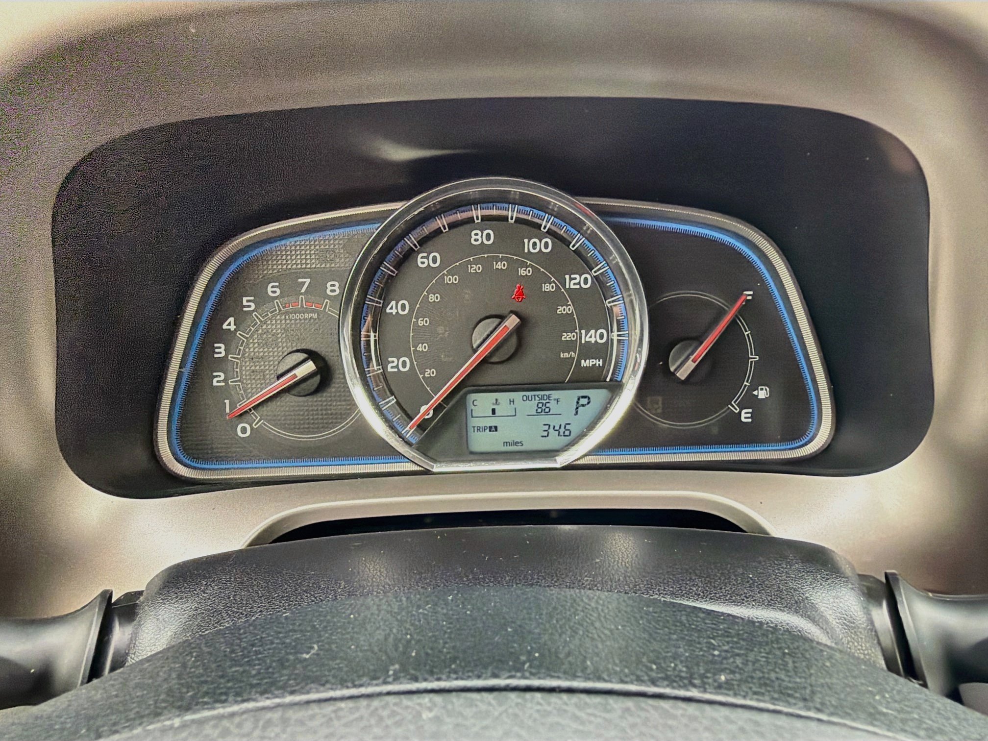 Used 2015 Toyota RAV4 Limited AWD/4WD image 39