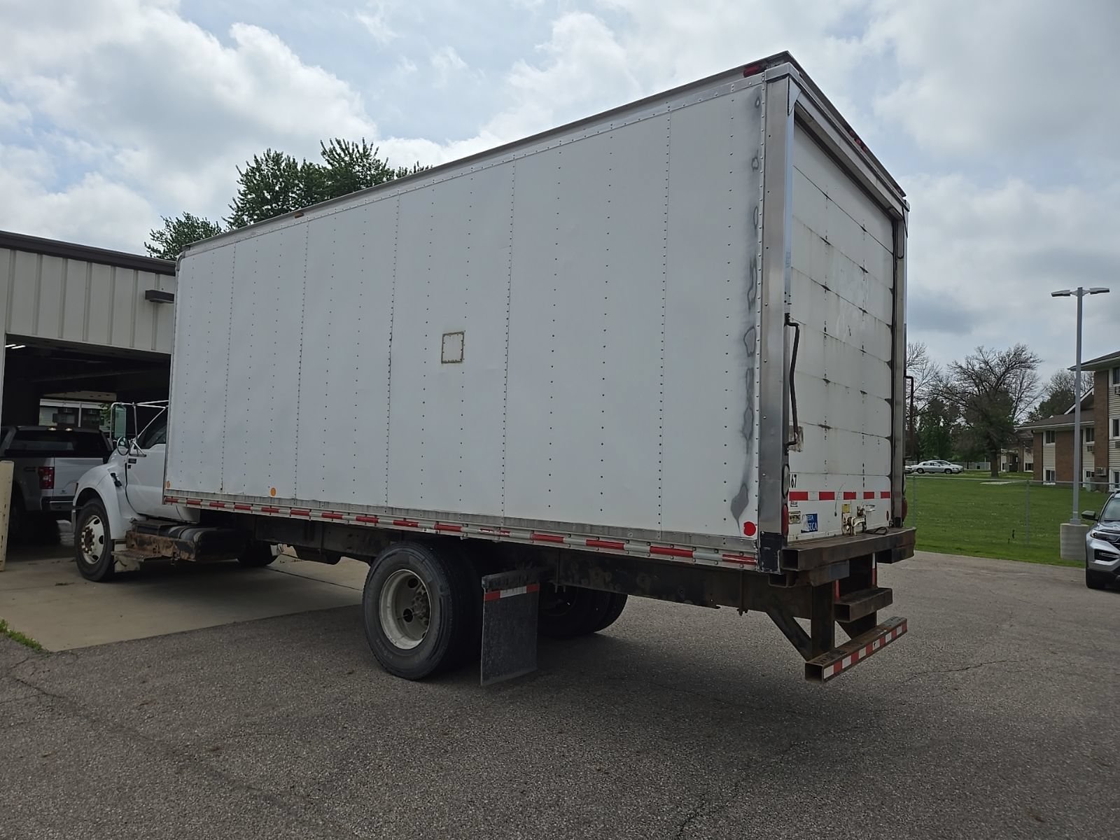Used 2012 Ford F650 2WD Regular Cab Super Duty image 2