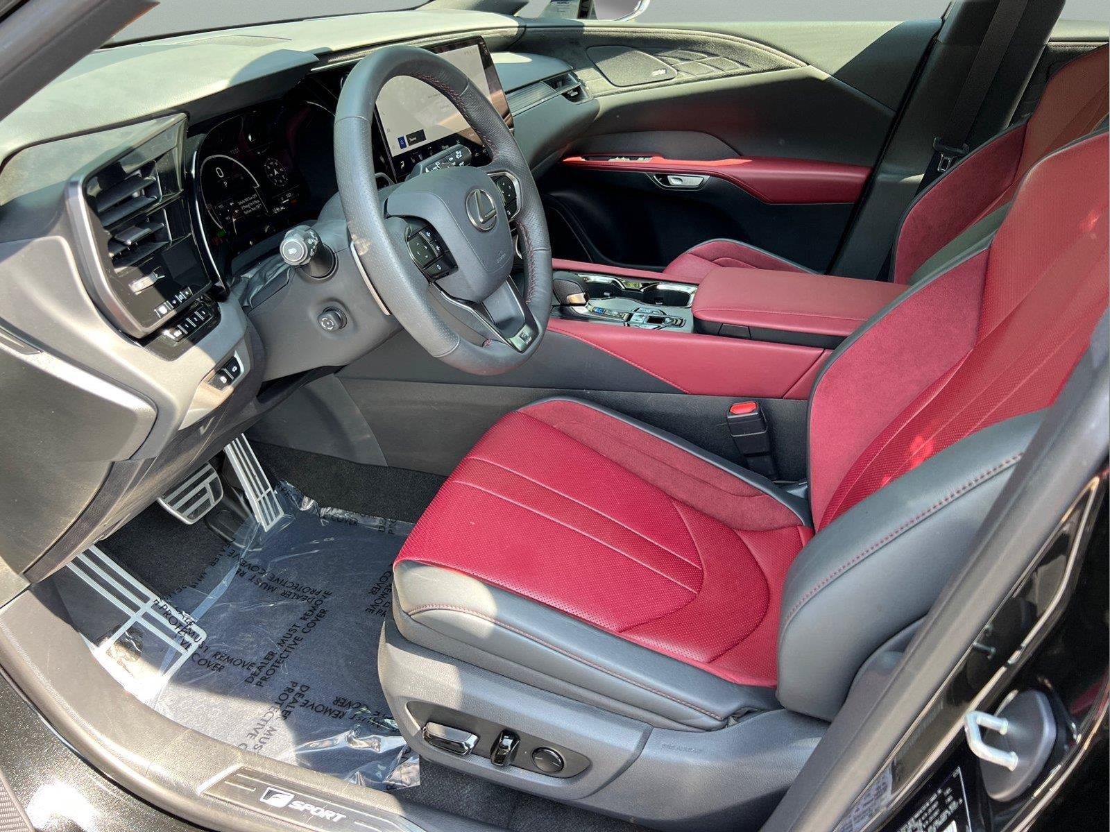New 2026 Lexus RX 500h F Sport w/ Convenience Package AWD/4WD image 9