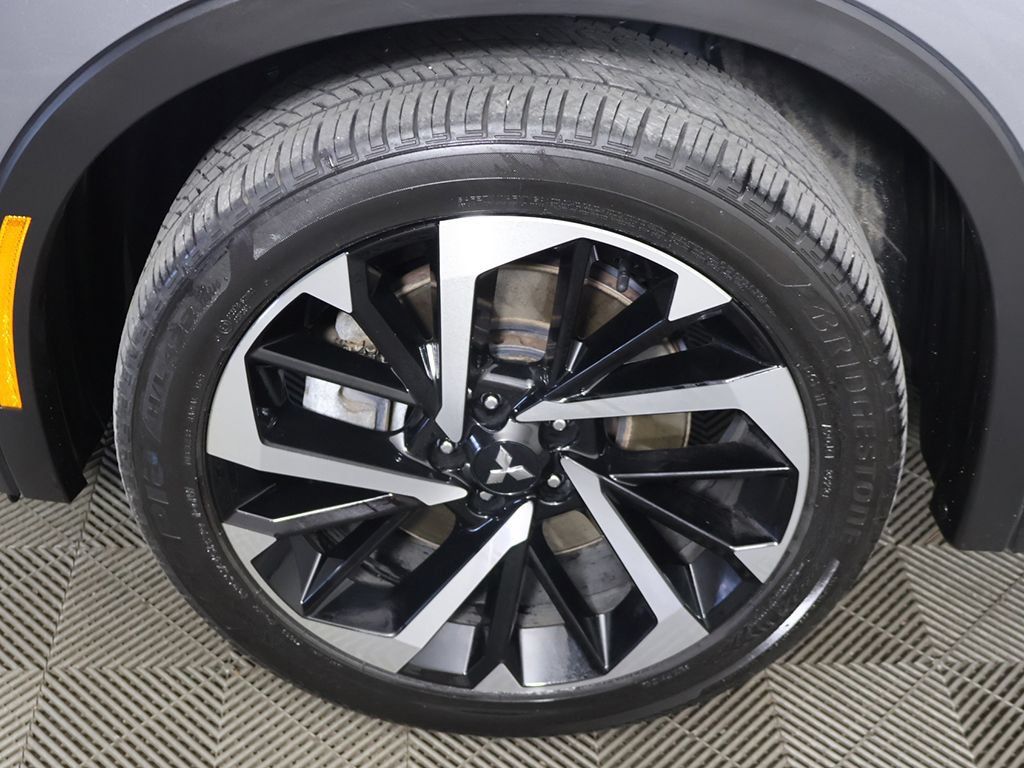 Used 2024 Mitsubishi Outlander SE AWD/4WD image 19