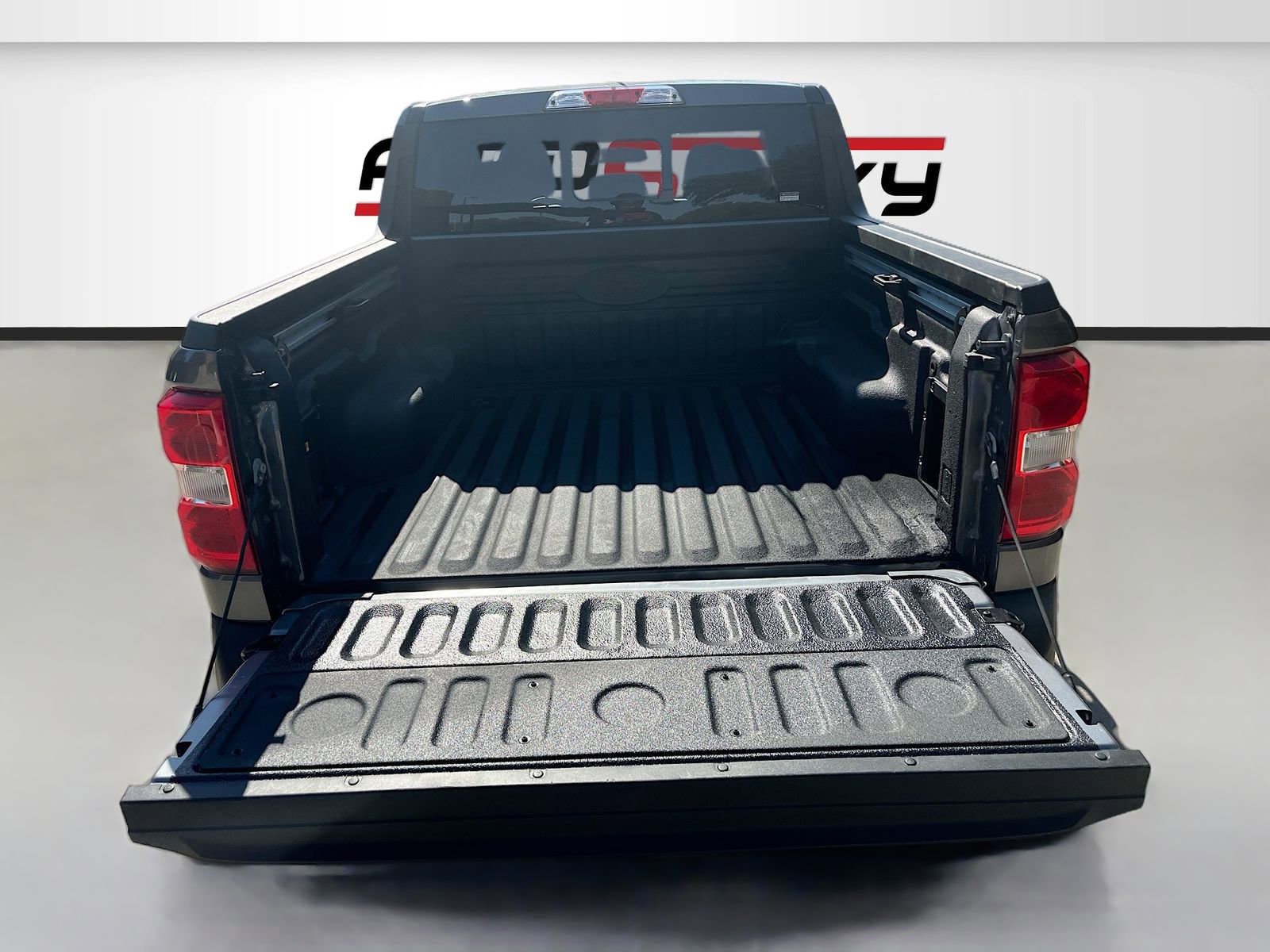 Used 2024 Ford Maverick Lariat AWD/4WD image 26