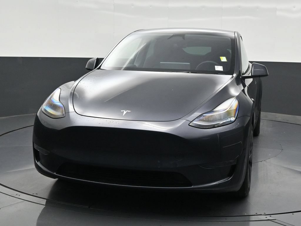 Used 2024 Tesla Model Y Long Range AWD/4WD image 8