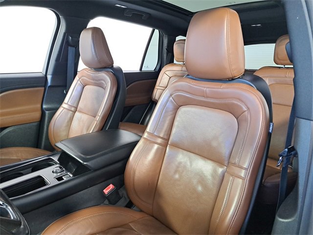 Used 2021 Lincoln Aviator Reserve w/ Equipment Group 201A image 21