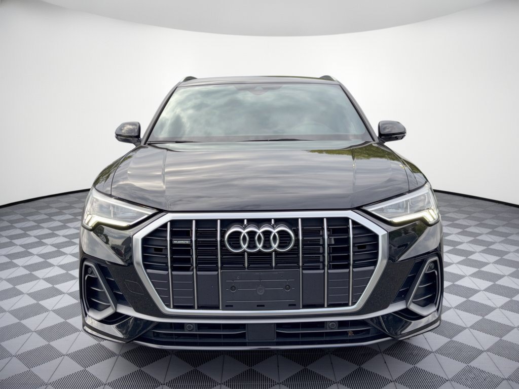Used 2023 Audi Q3 2.0T Premium w/ Convenience Package AWD/4WD image 6