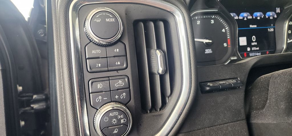 Used 2023 GMC Sierra 2500 Denali w/ Denali Ultimate Package AWD/4WD image 27