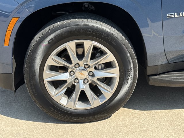 Used 2025 Chevrolet Suburban Premier AWD/4WD image 16