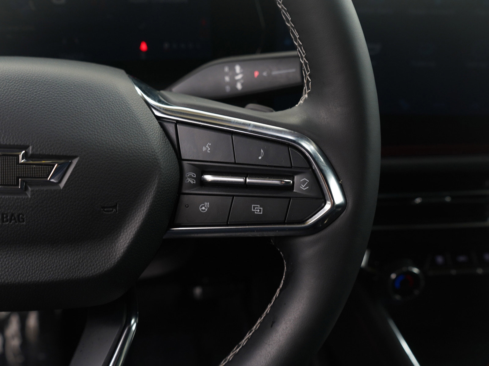 Used 2024 Chevrolet Traverse Z71 image 18