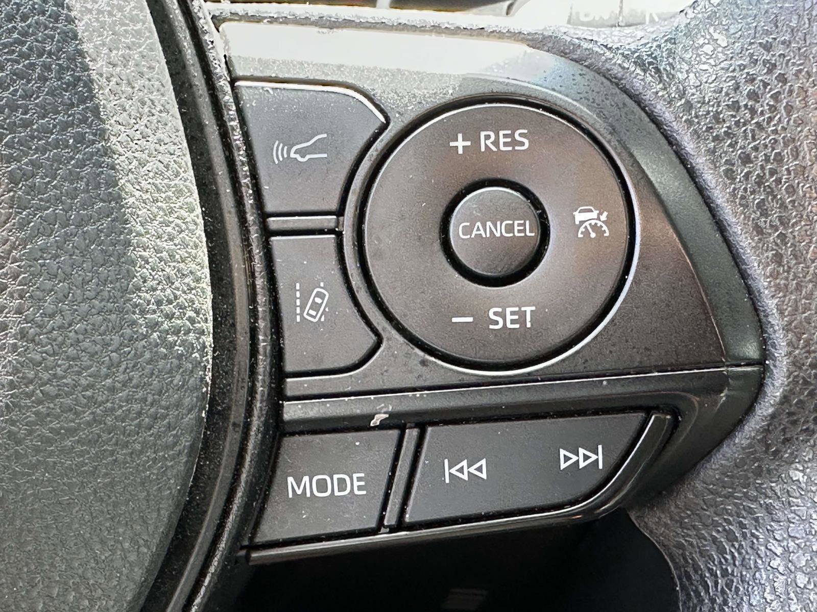 Certified 2025 Toyota RAV4 XLE AWD/4WD image 31