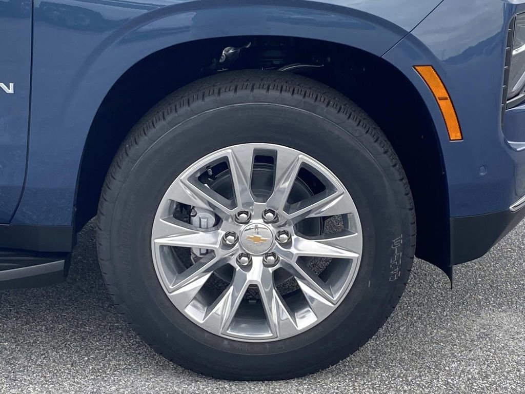 New 2026 Chevrolet Suburban Premier w/ Sun And Tow Package image 10