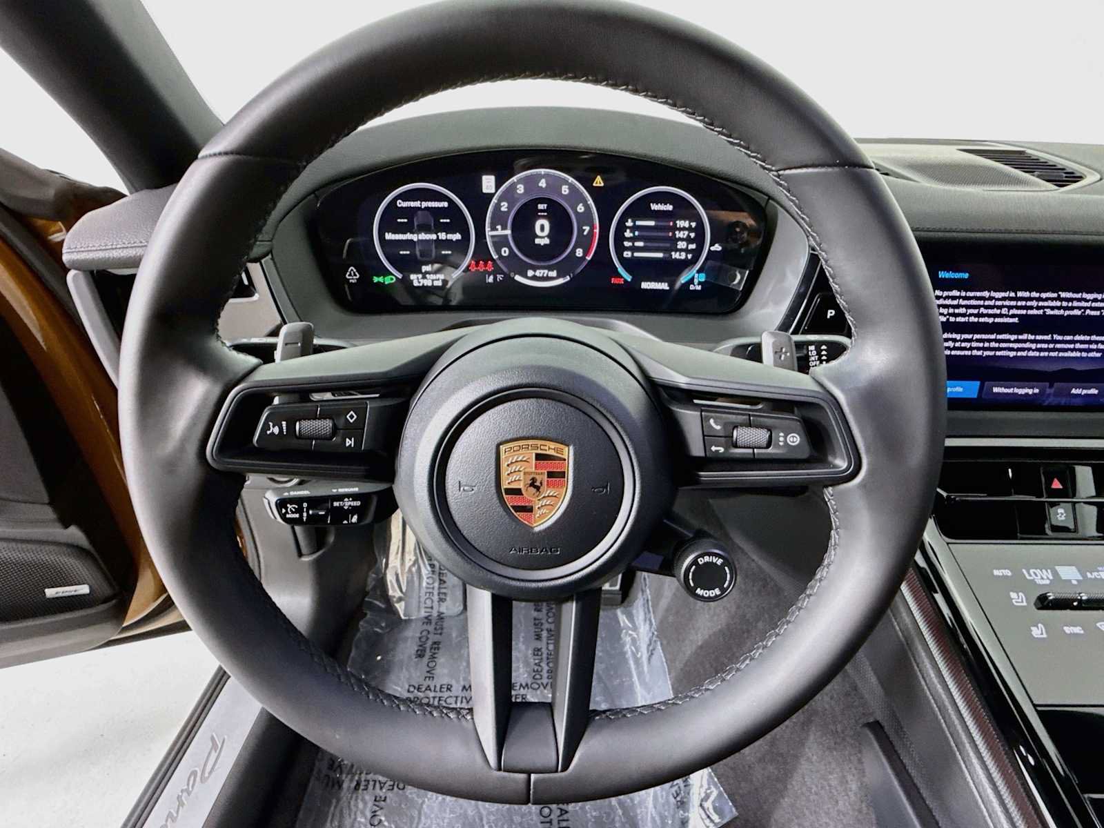 Used 2026 Porsche Panamera RWD image 15