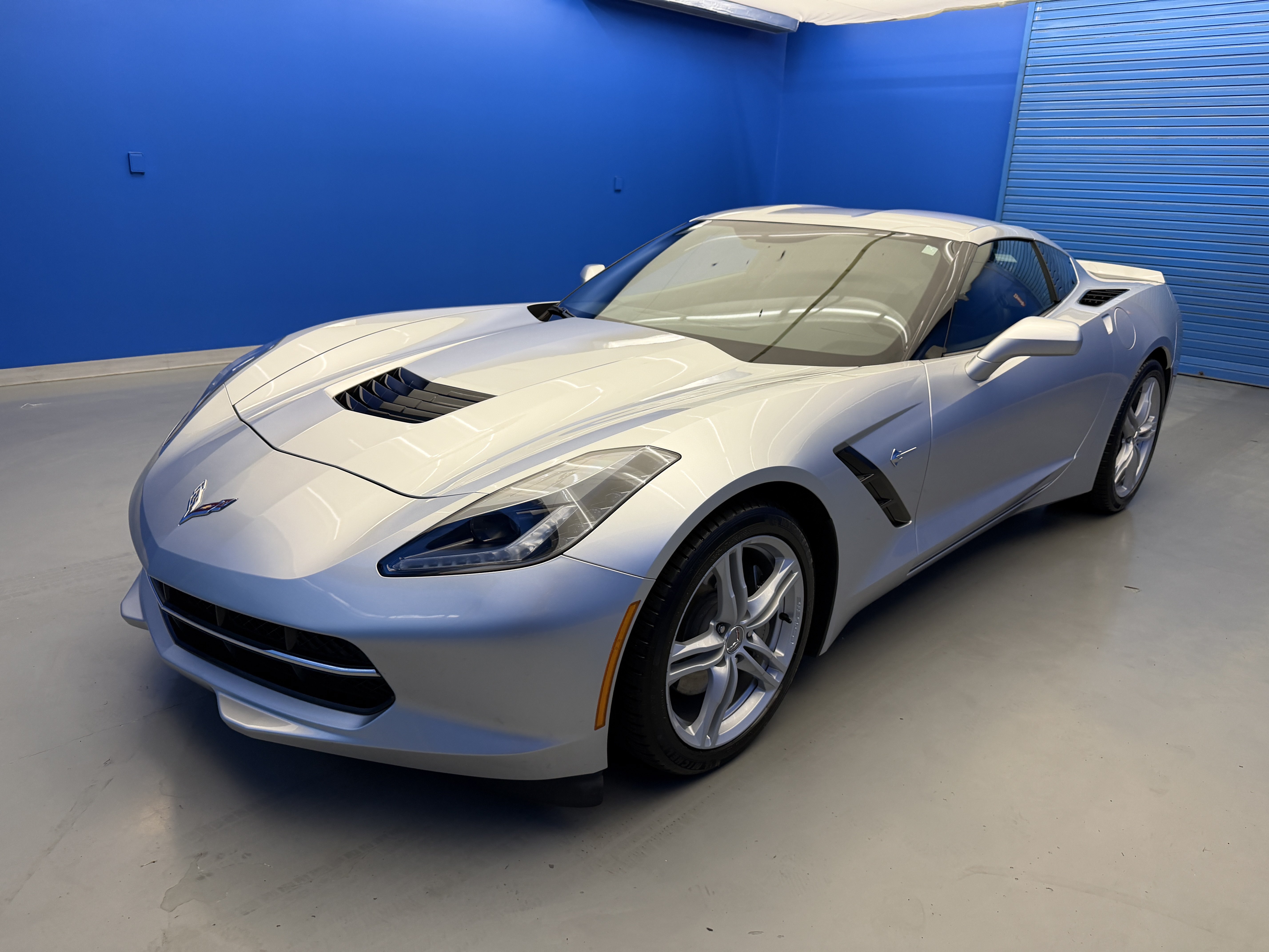 Used 2017 Chevrolet Corvette Stingray Coupe w/ Battery Protection Package RWD image 4