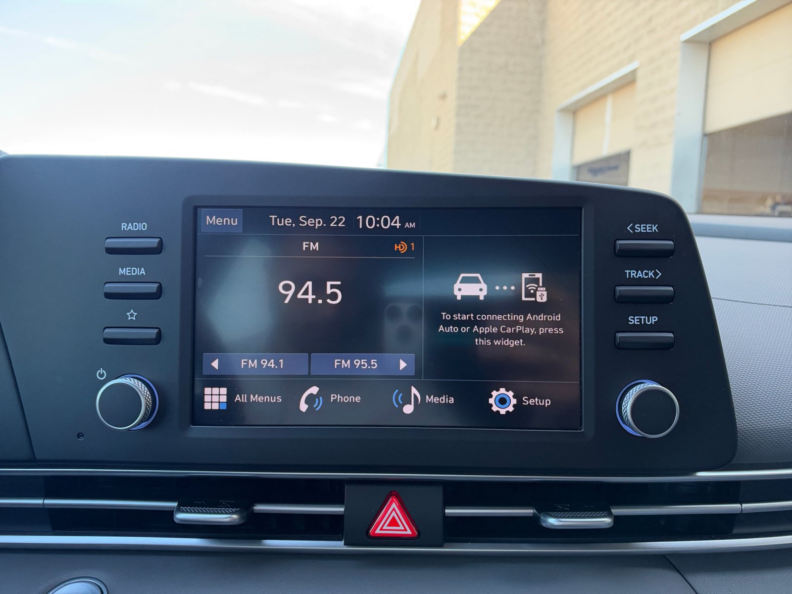 Certified 2025 Hyundai Elantra Sport FWD image 12