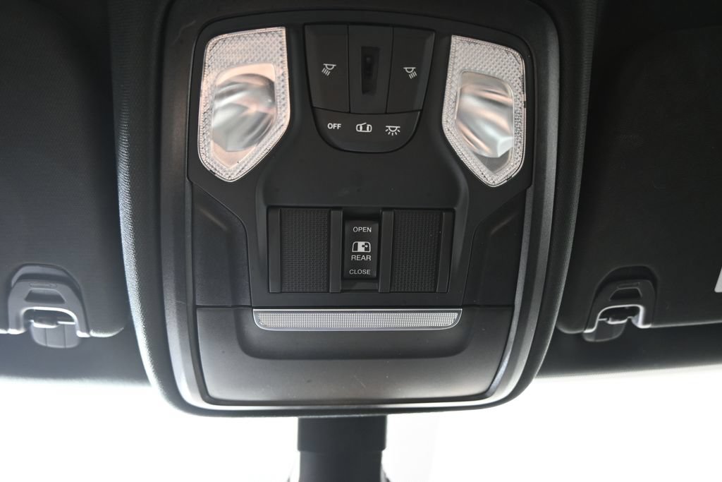 Used 2022 RAM 1500 Big Horn AWD/4WD image 34
