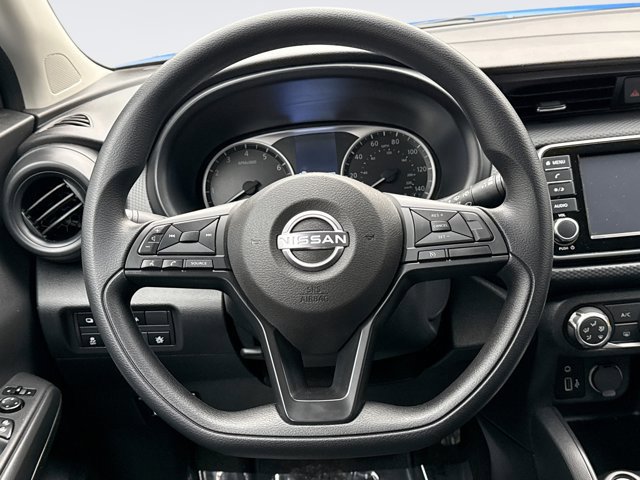 Used 2025 Nissan Kicks Play S image 12