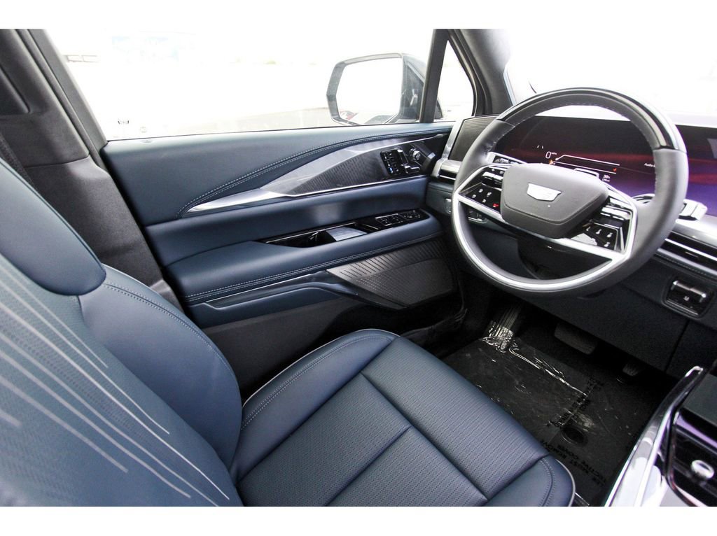 New 2026 Cadillac Escalade IQL Luxury image 8