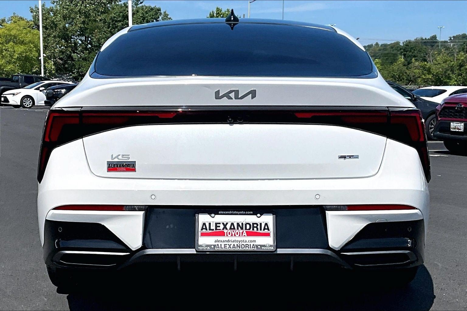 Used 2025 Kia K5 GT-Line w/ GT-Line Premium Package FWD image 4