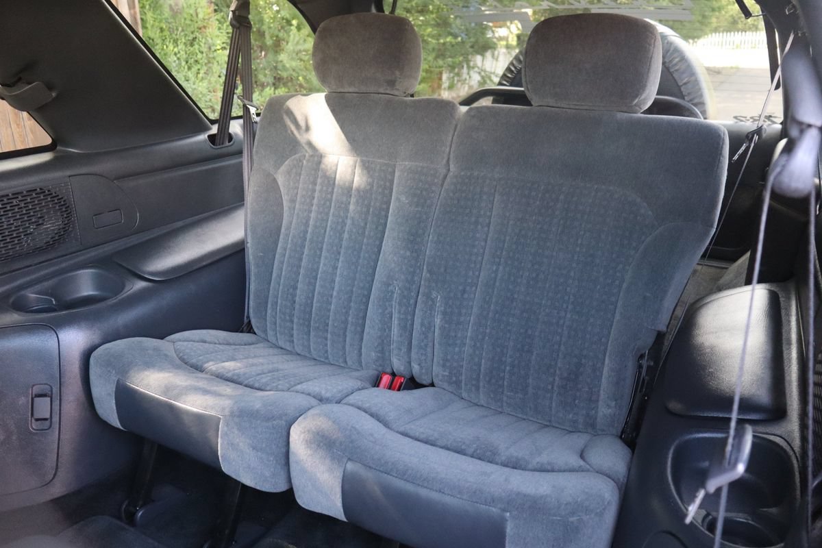 Used 2002 Chevrolet Blazer LS w/ Preferred Equipment Group AWD/4WD image 17