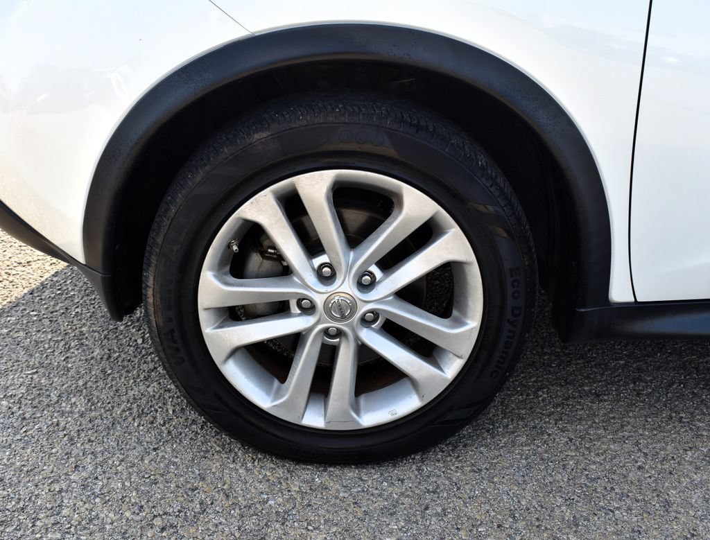 Used 2014 Nissan Juke S FWD image 6