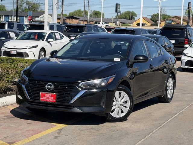 Used 2024 Nissan Sentra S FWD image 2