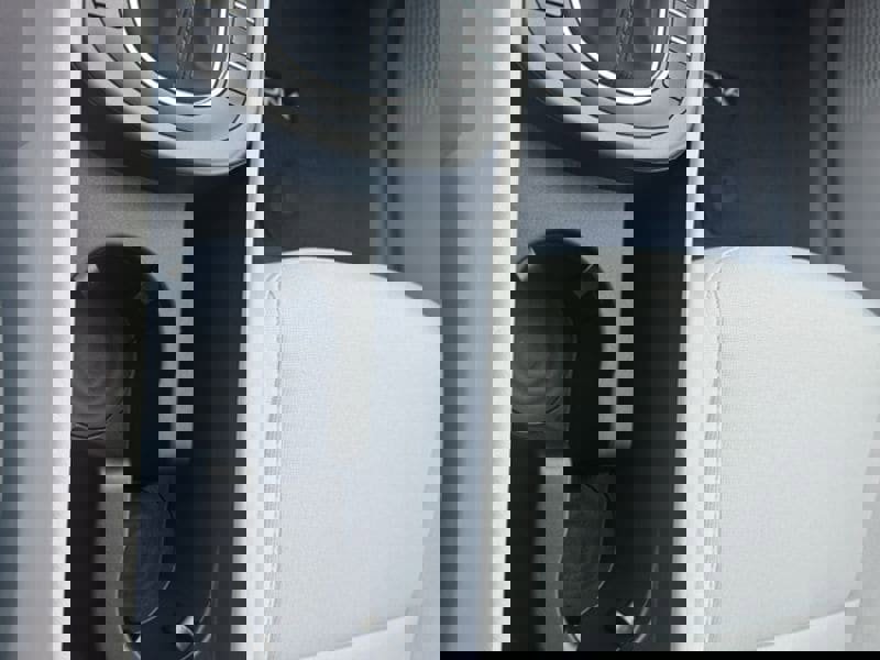 New 2026 Hyundai Kona SE image 32