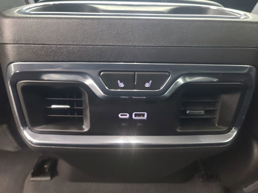 Used 2024 Chevrolet Silverado 1500 LTZ image 23