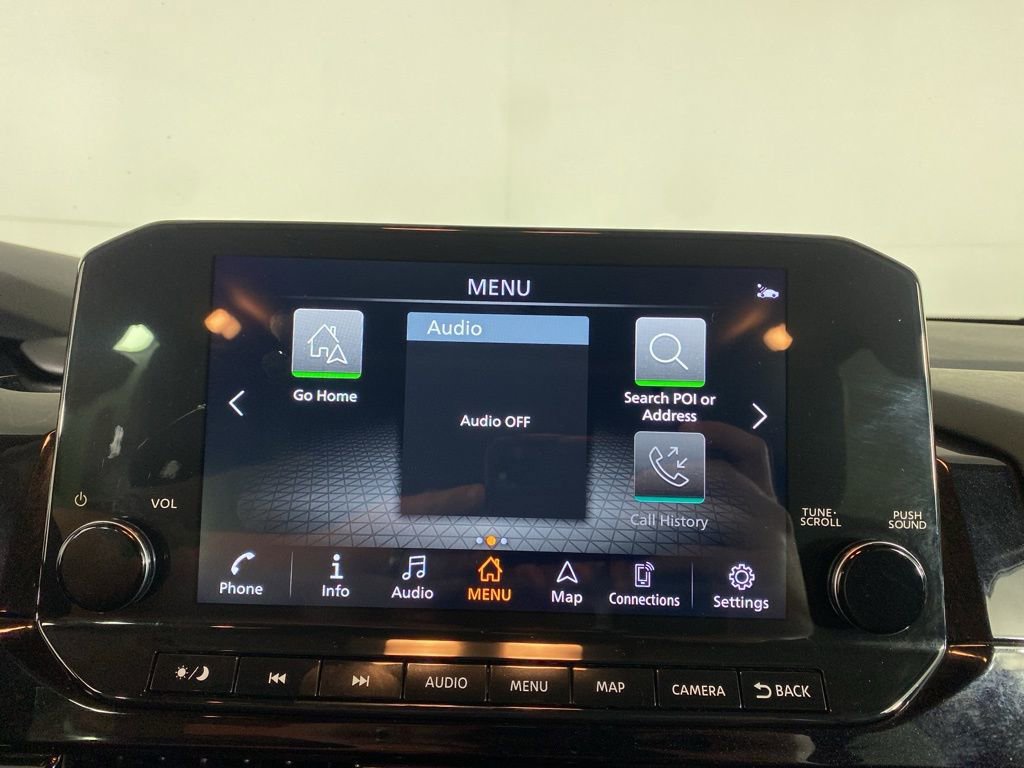 Used 2023 Nissan Pathfinder Platinum image 3