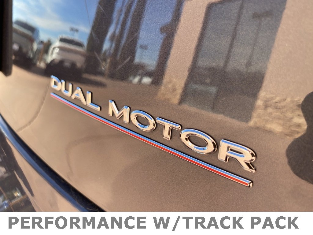 Used 2022 Tesla Model 3 Performance image 9